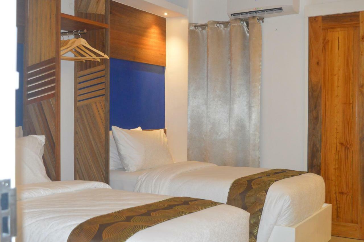 Oyo 609 G Executive Hotel And Spa Boracay Manoc-Manoc Kültér fotó